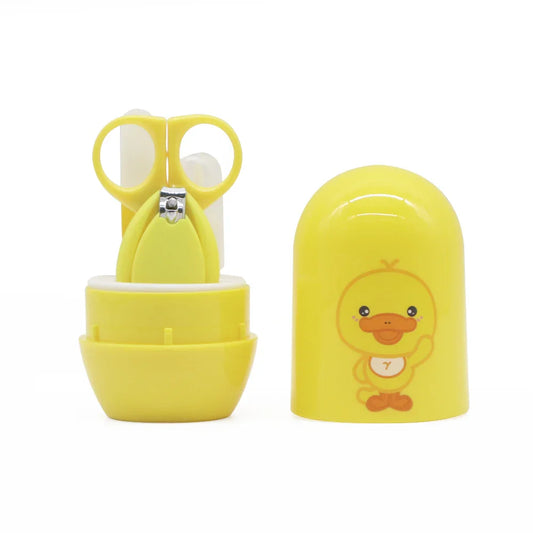 Set de manicure para bebé con estuche de patito amarillo: tijeras, cortaúñas, lima y pinza.