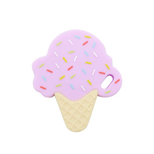 Mordedor de silicona con forma de helado color lila pastel, con detalles de chispas de colores.