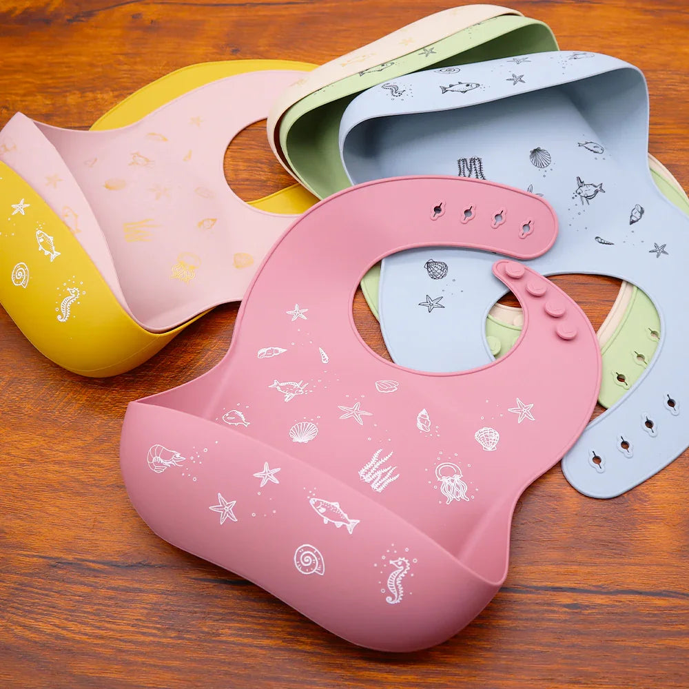 Babero de Silicona con Bolsillo Recogedor – Estampado Marino